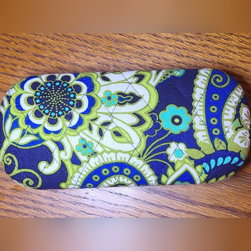 Vera Bradley | Eyeglasses/Readers Case, Clamshell-Style (Mod Floral Blue)